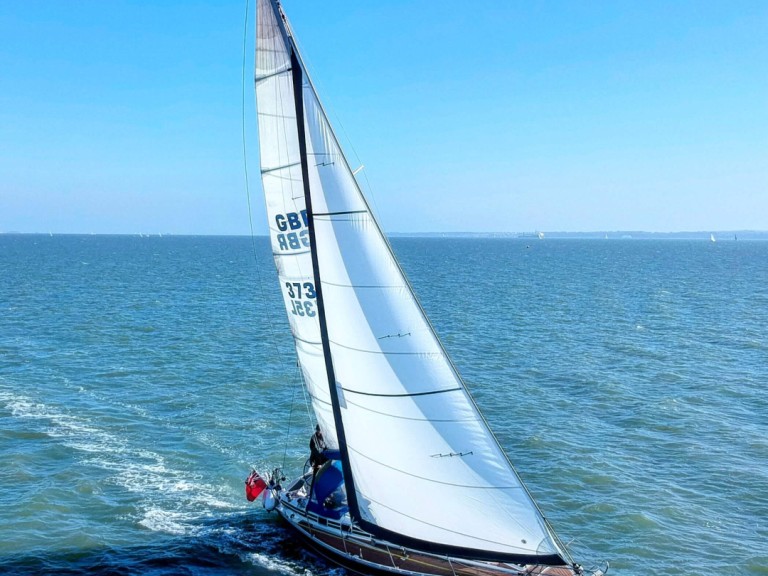 Bavaria Bavaria 35 Cruiser charter bareboat or captained in  Hamble-le-Rice