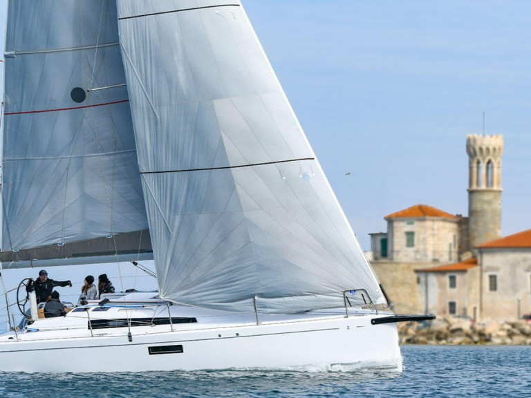 Sailboat for rent Split at the best price