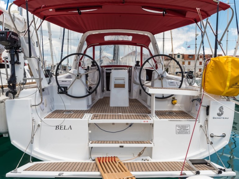 Bénéteau Oceanis 35.1 in Split on SamBoat