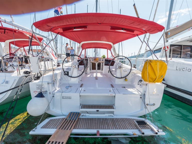 Bareboat Rental Sailboat Bénéteau with a boat licence