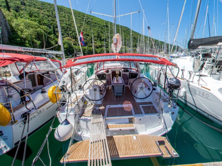 Yacht charter Komolac cheap Oceanis 41.1