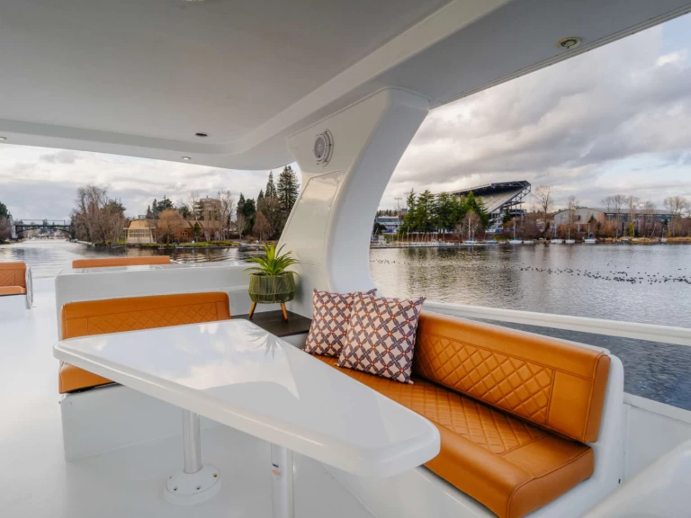 Bareboat Rental Luxury Yacht Tarrab Yachts with a boat licence