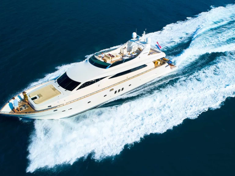Luxury Yacht rental in Baška Voda - Canados International Srl. Canados 86
