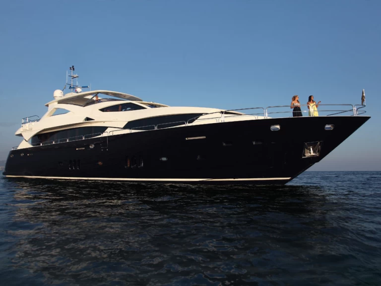 Luxury Yacht rental in Split - Sunseeker Sunseeker 34 Metre Yacht