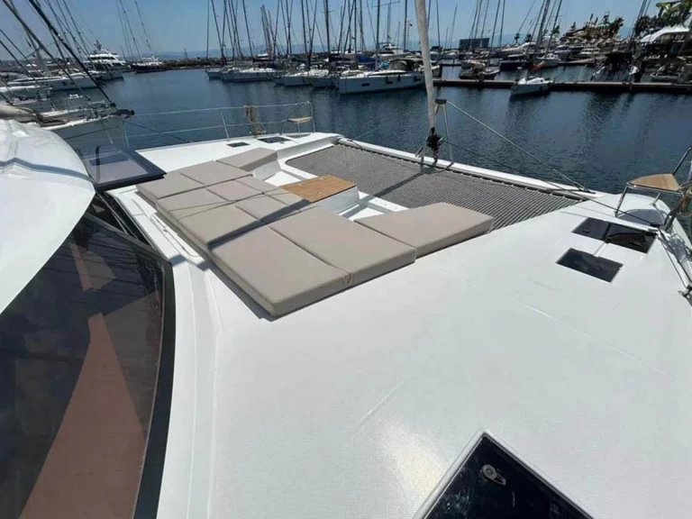 Rent a Fountaine Pajot Aura 51 Road Town