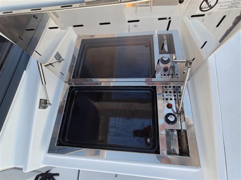 Catamaran rental with or without captain Bali Alimos