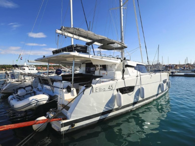 Fountaine Pajot Fountaine Pajot Elba 45 - 3 + 1 cab. in Seget Donji on SamBoat