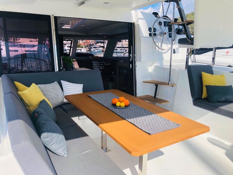 Catamaran for rent Komolac at the best price