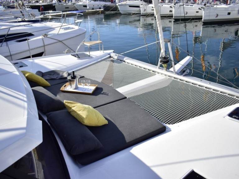 Yacht charter Seget Donji cheap Lucia 40