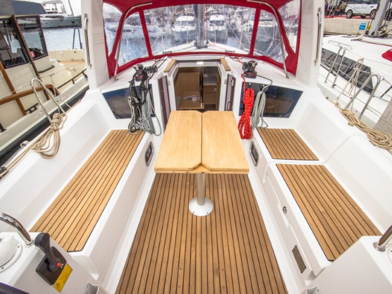 Bénéteau Oceanis 35 charter bareboat or captained in  Split