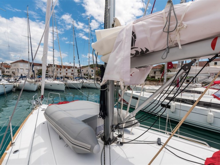 Sailboat rental with or without captain Bénéteau Split