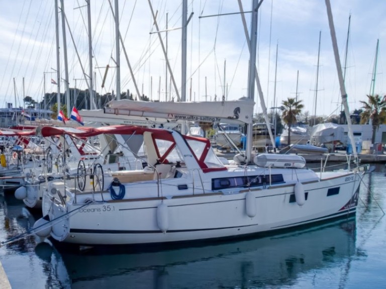 Sailboat for rent Split at the best price