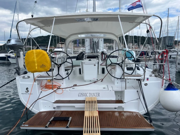 Sailboat rental with or without captain Bénéteau Split