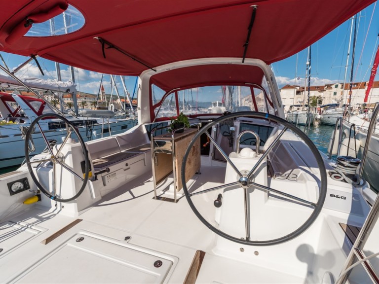 Bareboat Rental Sailboat Bénéteau with a boat licence