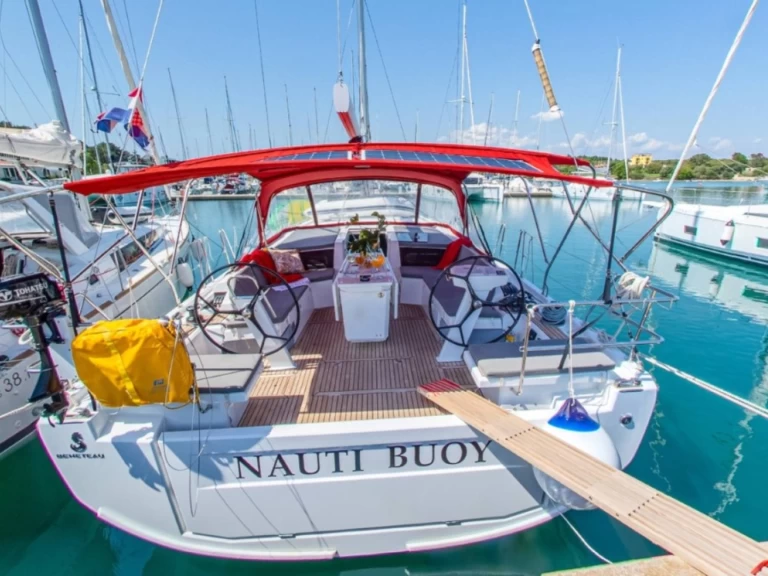 Rent a Bénéteau Oceanis 46.1 Split