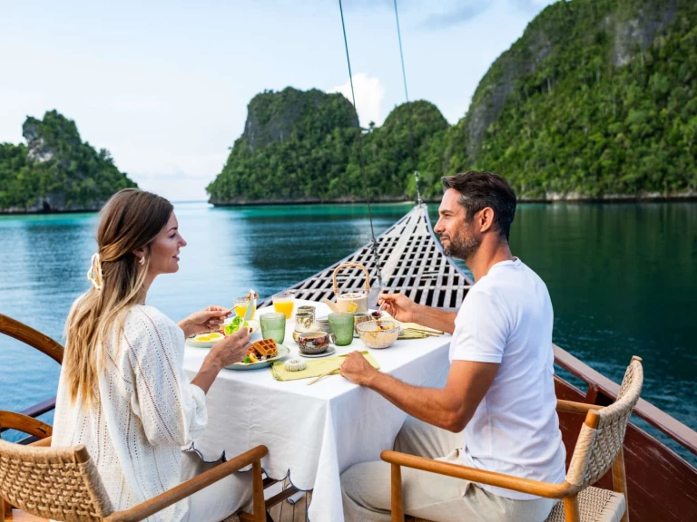  SEQUOIA in Raja Ampat Islands on SamBoat