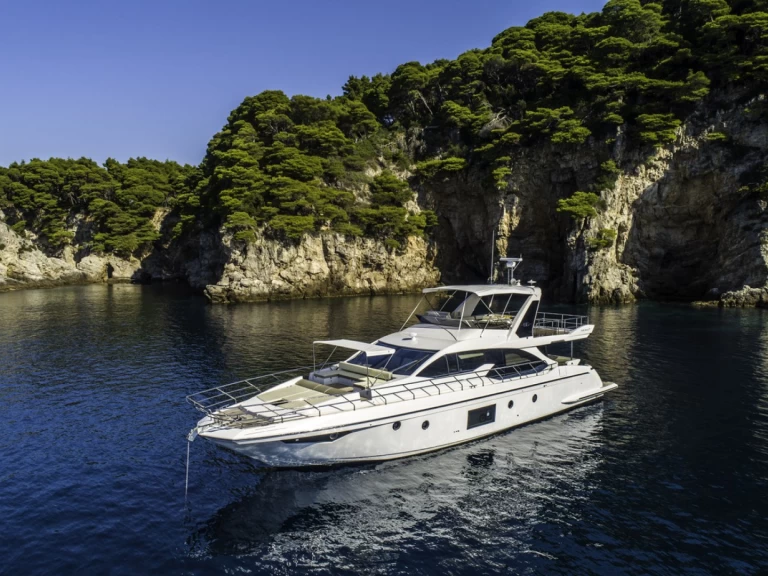 Yacht charter Trogir cheap Azimut 66