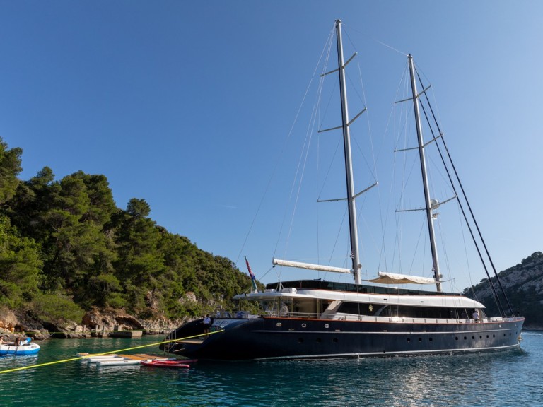 Sailboat for rent Krilo at the best price