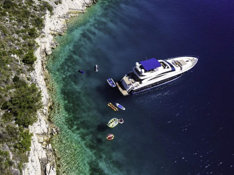 Princess Princess V85 in Kaštela on SamBoat