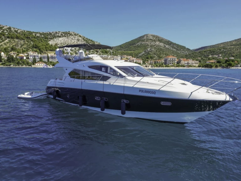 Sunseeker Sunseeker Manhattan 63 charter bareboat or captained in  Trogir
