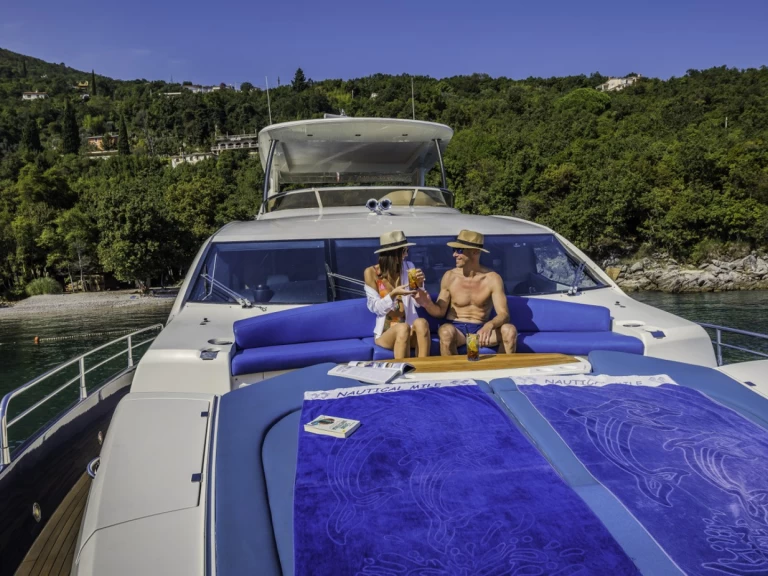 Luxury Yacht rental with or without captain Sunseeker Dubrovnik