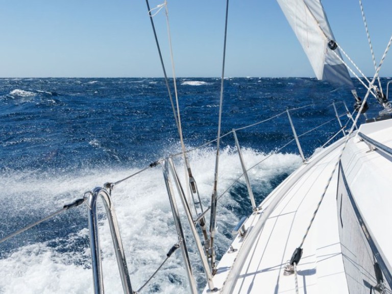Bareboat Rental Sailboat Bavaria with a boat licence