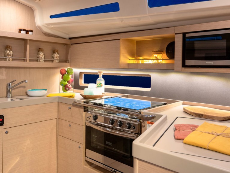 Sailboat rental in Saint George -  Moorings 42.3