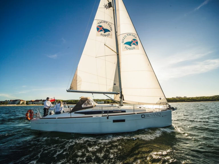 Jeanneau Sun Odyssey 349 in Gdańsk on SamBoat
