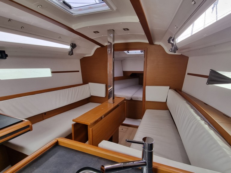 Sailboat rental in Gdańsk - Jeanneau Sun Odyssey 349