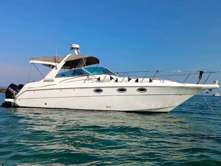 Rent a Monterey Monterey 322 Cruiser Ko Phuket