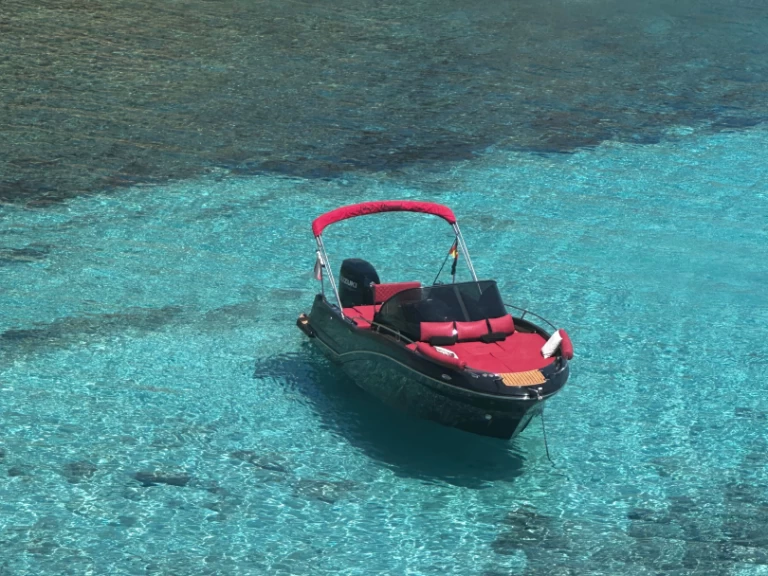Boat rental black boats black ruby in San Antonio Port on Samboat
