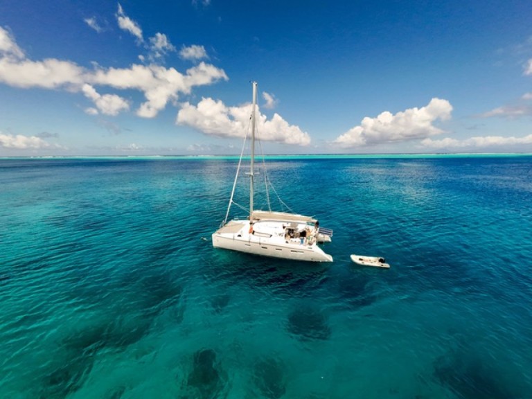 Boat rental Nautitech Nautitech 441 in Papeete on Samboat