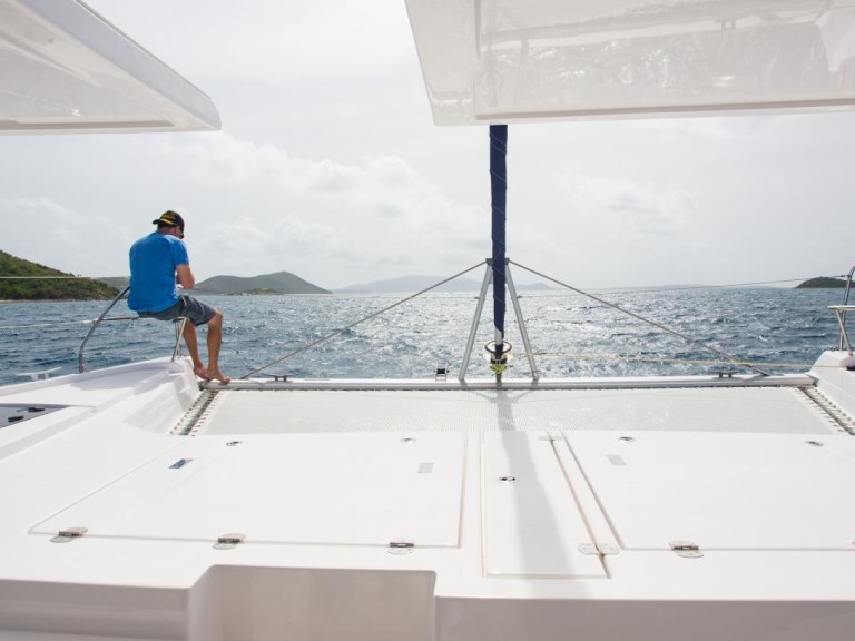 Catamaran rental in Road Town - Leopard Leopard 50