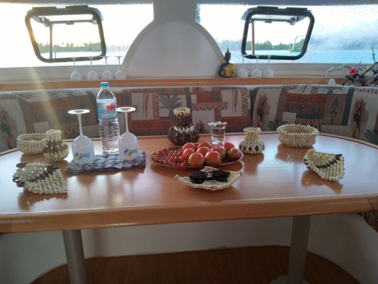 Rent a Nautitech Nautitech 441 Papeete