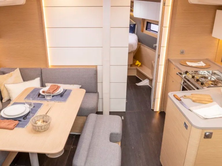 Sailboat rental in Road Town - Dufour Moorings 41.3