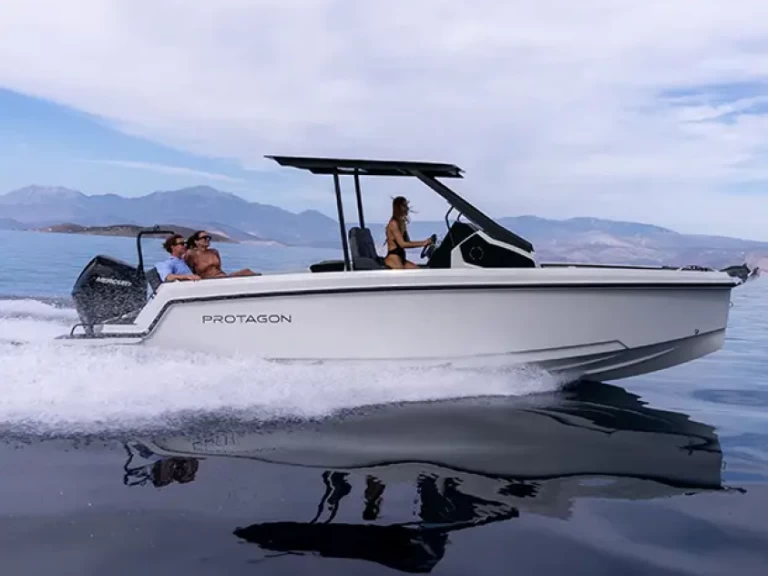 Protagon 25 in Corfu on SamBoat