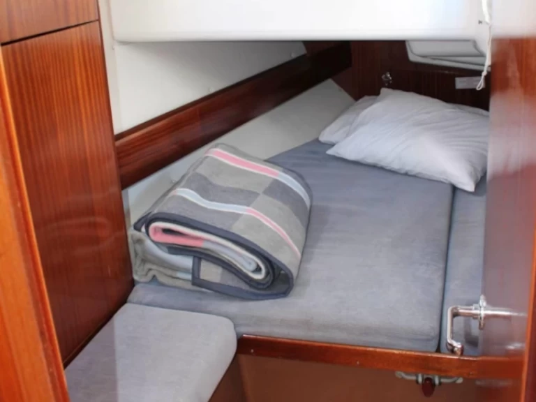Yacht charter Heraklion cheap Bavaria 44