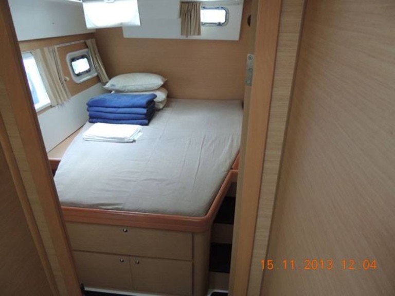 Catamaran for rent Alimos at the best price