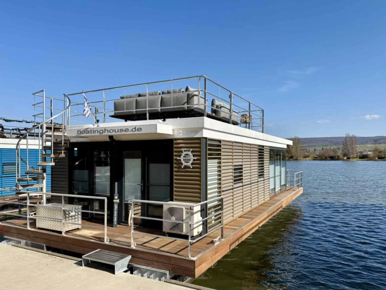 Houseboat for rent Höxter at the best price