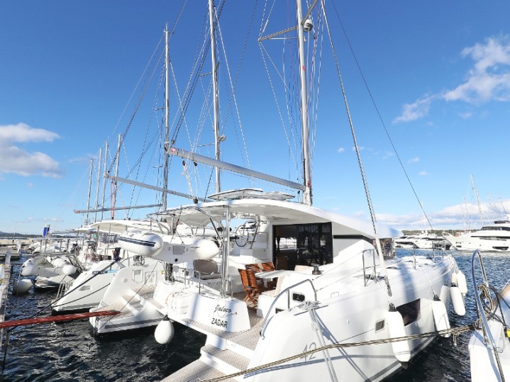 Lagoon Lagoon 42 charter bareboat or captained in  Murter-Kornati