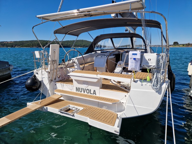 Sailboat rental in Dubrovnik - Hanse Hanse 410