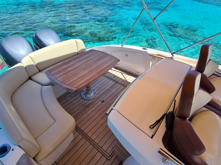 Motorboat rental in Ibiza Town - Sessa Marine Key Largo 30