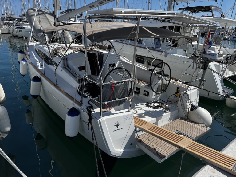 Rent a Jeanneau Sun Odyssey 349 Sukošan