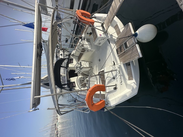 Rent a Jeanneau Sun Odyssey 379 Alimos