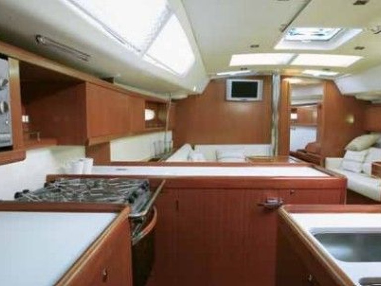 Sailboat rental in Saint-Cyprien - Bénéteau Oceanis 46