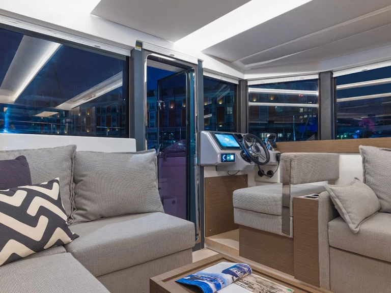 Leopard Leopard 40 Powercat charter bareboat or captained in  Road Town