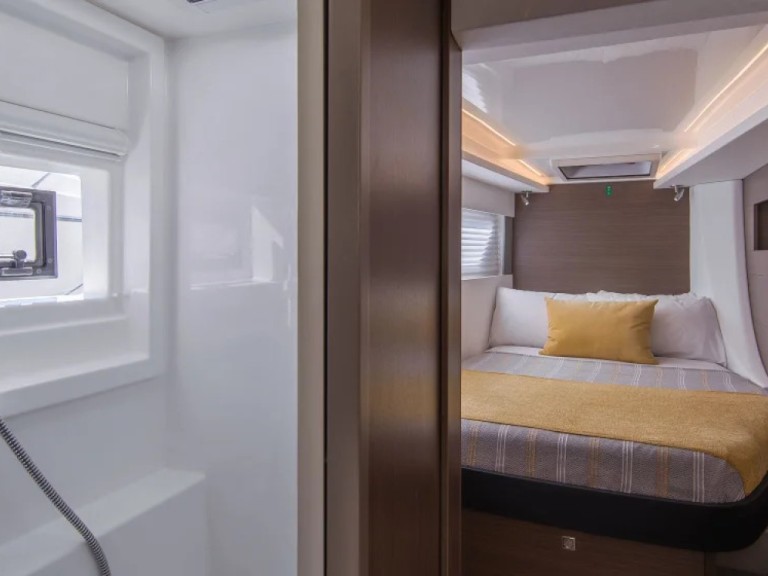 Bareboat Rental Catamaran Leopard with a boat licence
