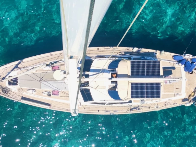 Bareboat Rental Sailboat Oyster with a boat licence