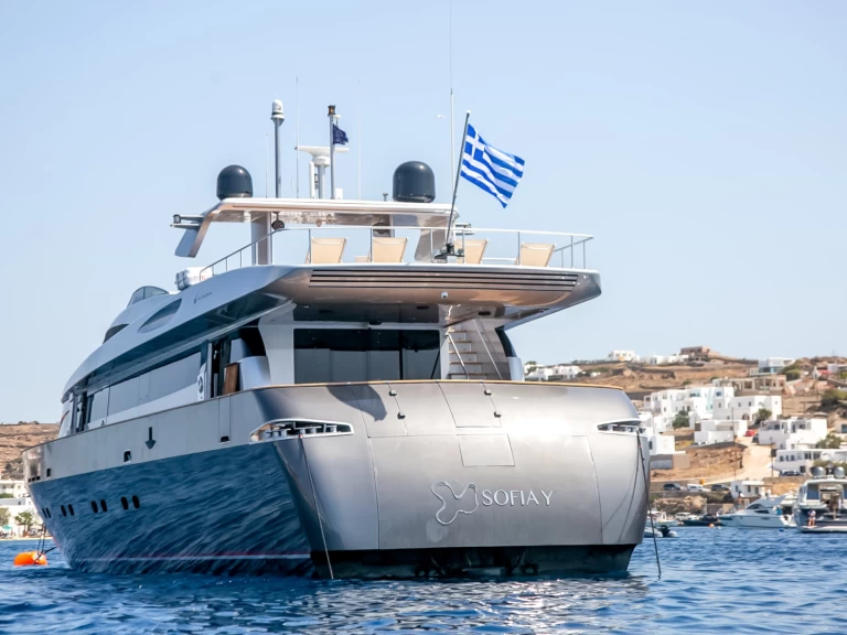 Luxury Yacht for rent Órmos Bay at the best price