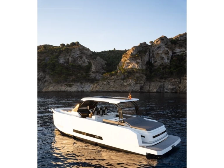 Motorboat rental with or without captain De Antonio Ibiza Town